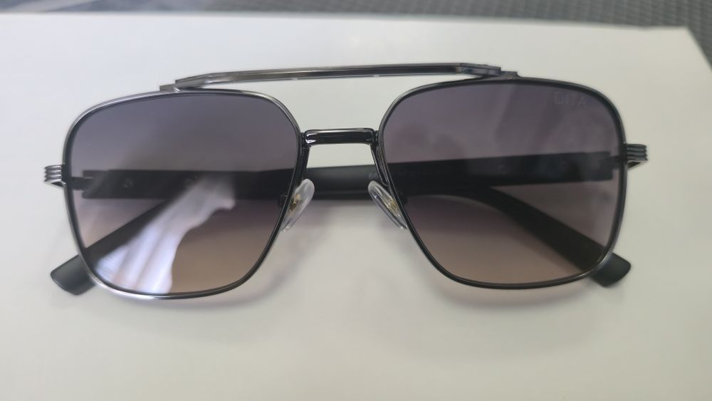 Dita rama neagra.